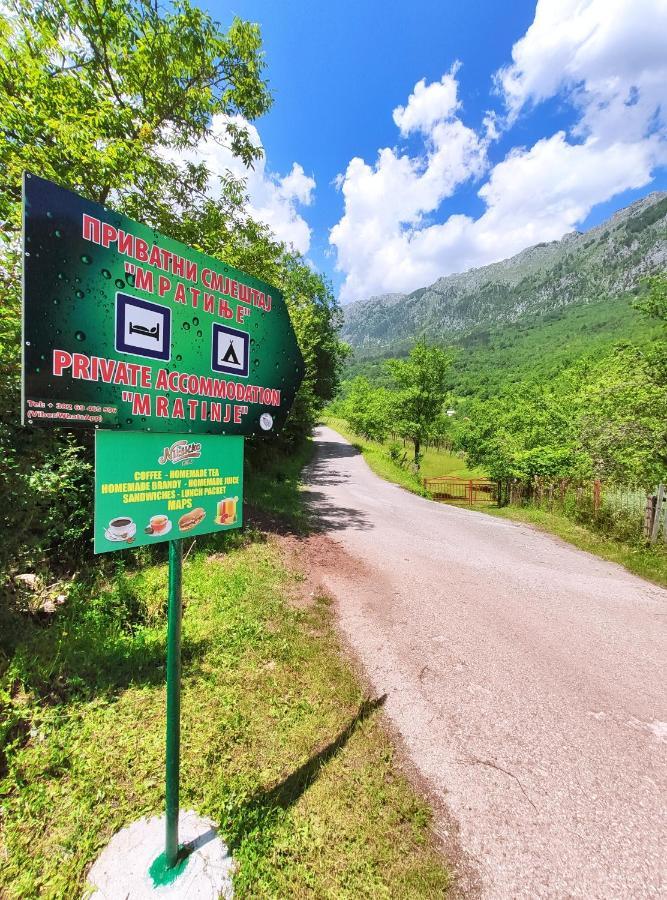 Privatni Smjestaj "Mratinje" Pension Plužine Buitenkant foto